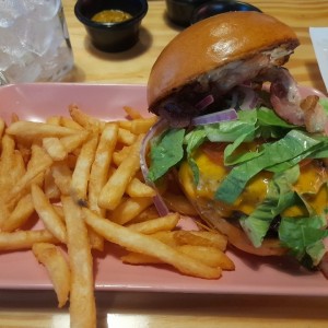 California Classic Burger