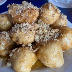 loukoumades