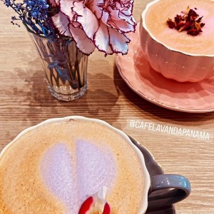 Cappuccino lavanda y rosa 