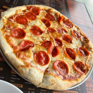 Pizza peperoni 