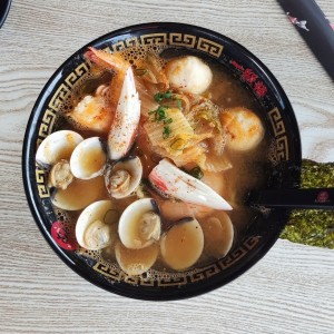 Ramen - Kimchi Seafood Ramen