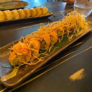 Sushi Bar - Super Dinamite