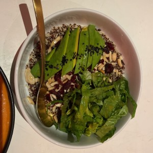 Eslada de quinoa