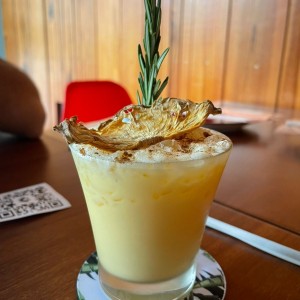 Mocktail de coco y maracuya