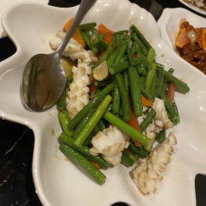 Calamares Salteados con Vegetales Chino