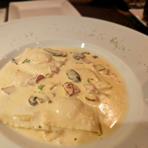 Ravioli de Pollo a la Boscaiola