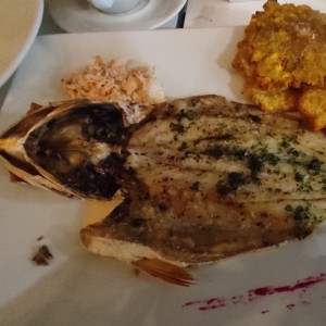 Pescado al Ajillo