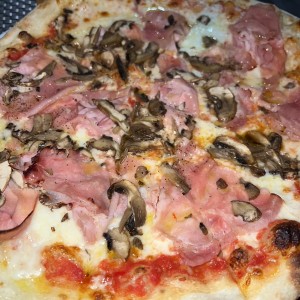 Pizze - Prosciutto e Funghi