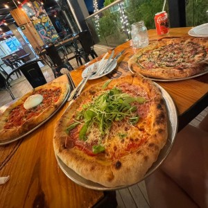 Pizzas - La Yeyesita