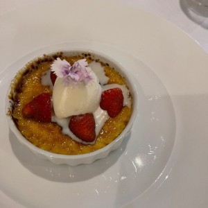 Creme Brulee de vainilla flambeada