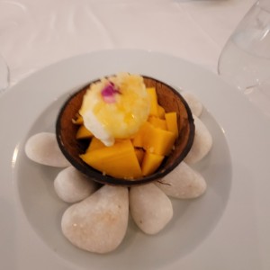 mango maracuya y helado 