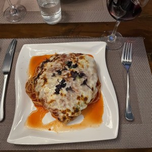 Platos Fuertes - Chicken Parmesan