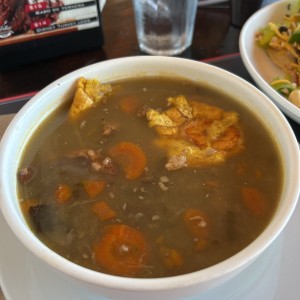 Sopa de costilla ahumada