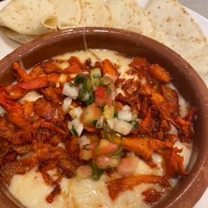 Queso fundido- Carne al pastor