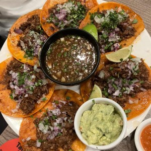 Bandeja taquera de birria