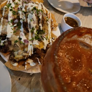 nachos de birria