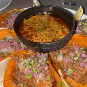 Orden de tacos de birria