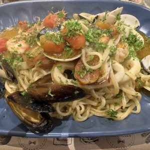 Pasta frutti di mare