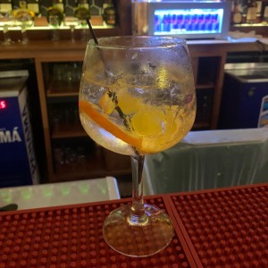 Gin con Tanqueray Sevilla