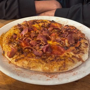 Pizza de Peperoni con xtra de Bacon