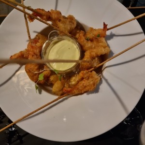cola de langostinos en tempura