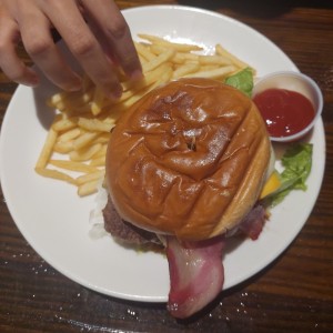 Mika Burger