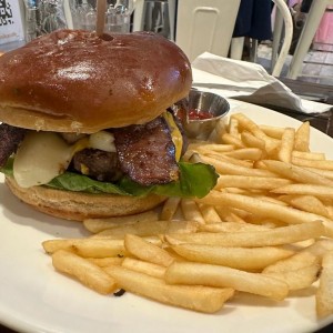 Mika Burger