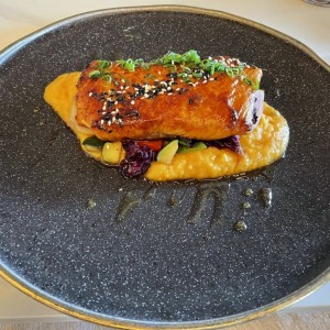 Main Course - Korean Balsamic Salmon