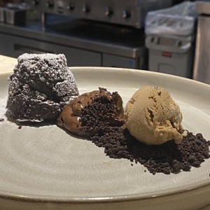 Volcan de Chocolate y sus Cafetales