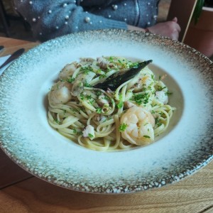 Linguini al Frutti di Mare