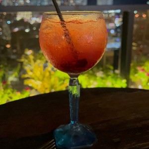 Gin Tonic - Frutos Rojos