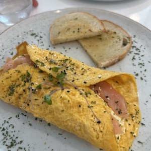 Salmon omelette 