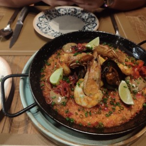 PRINCIPALES - Paella de Mariscos