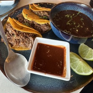 Tacos de barbacoa