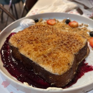 Créme Brulée French Toast