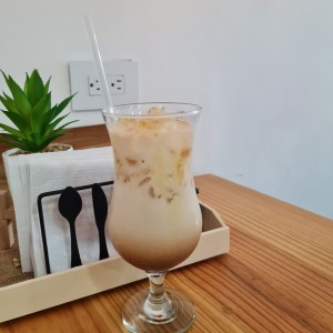 Iced Latte - Pistacho