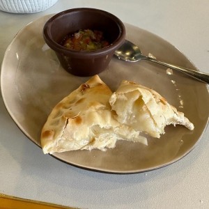 Empanada de Mozzarella y Jamón 