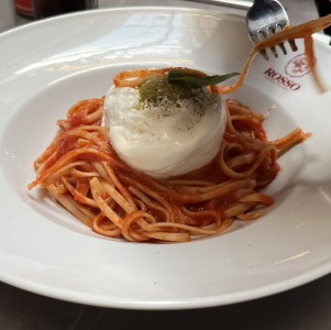 Spaghetti con burrata