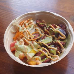 Bowl de chorizo (arro, ensalada y chorizo seleccilnado)