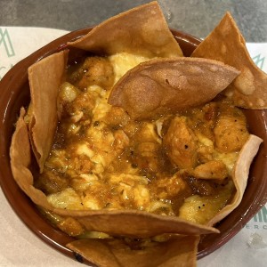 Queso Fundido y Chorizo Tableño