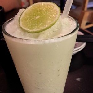limonada de coco y hierbabuena
