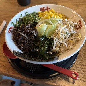 VEGANOS - VEGAN RAMEN