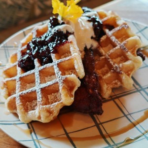 Menú Brunch - Fried Chicken & Waffles