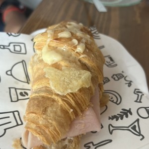 Croissant - Jamón,Queso