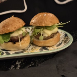 ENTRADAS- Toscana - Mini Burgers