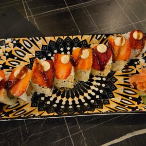 SUSHI - Strawberries Roll