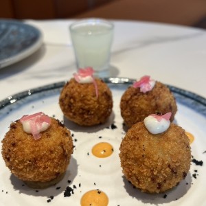 Croquetas de Blue Cheese