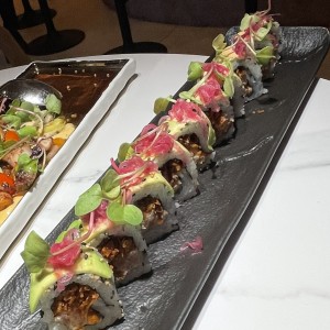 Sushi - Spicy Tuna Roll