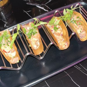 Tacos de salmon