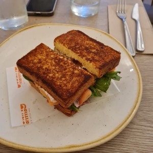 Salmon Sour Sandwich